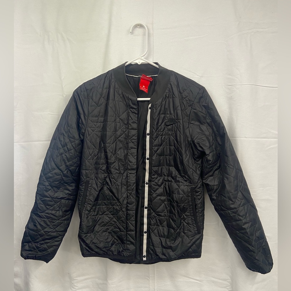 Nike light weight puffer